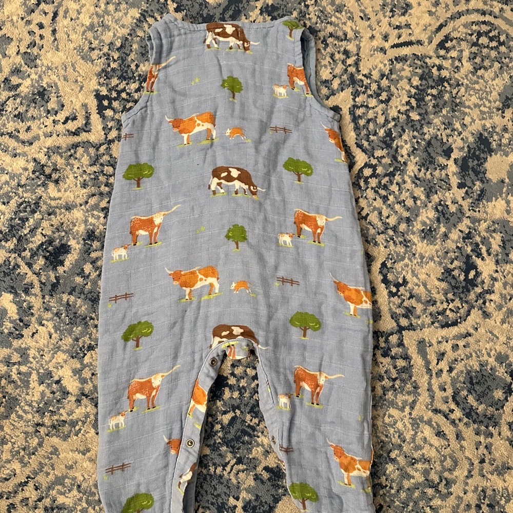 Angel Dear Cotton Sleeveless Romper - Longhorn Cattle 12-18 months - Picture 2 of 4